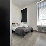 Modern 2Bed Warehouse Conversion Apartment For 6 People - London
